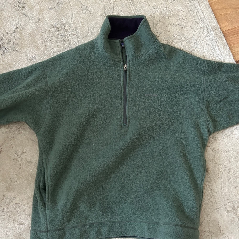Patagonia Women’s Forest Green Half Zip-Up Sweater